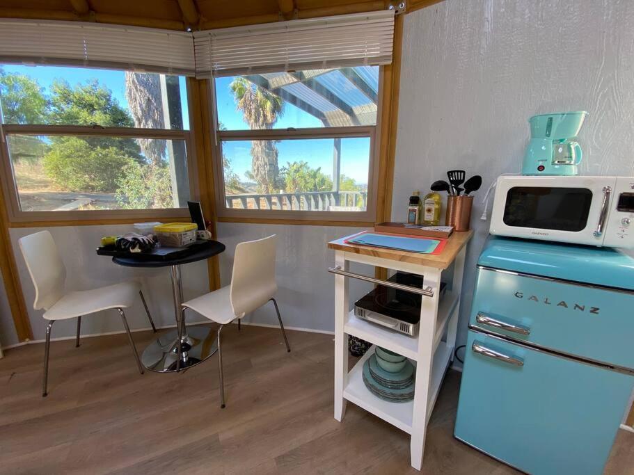 Вилла Glamping-Sky Dome Yurt-Tiny House-2 By Lavenders Field Valley Center Экстерьер фото