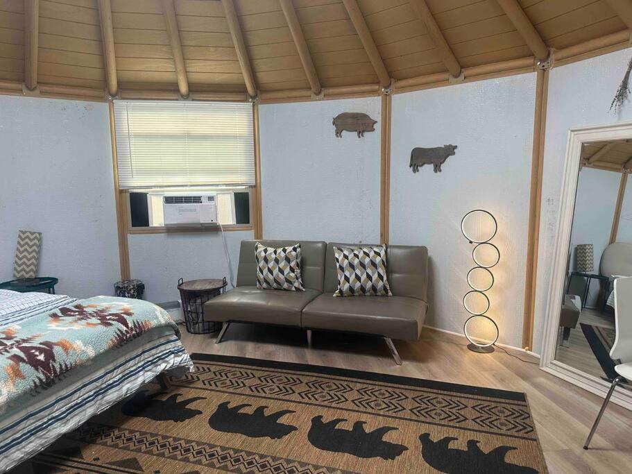 Вилла Glamping-Sky Dome Yurt-Tiny House-2 By Lavenders Field Valley Center Экстерьер фото